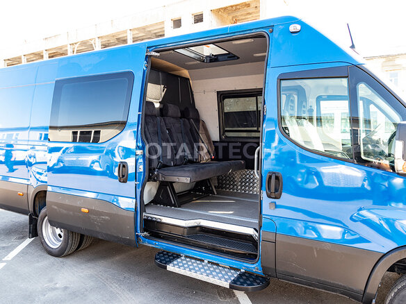 2025 Iveco Daily, синий, 10500000 рублей - вид 11
