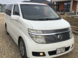 2004 Nissan Elgrand II (E51), белый, 500000 рублей, вид 2