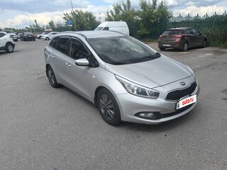 2015 Kia Ceed II, серебристый, 950000 рублей, вид 3