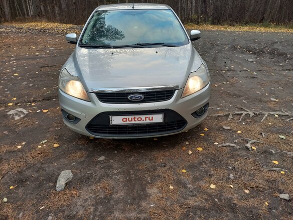 2011 Ford Focus II Рестайлинг, серебристый, 550000 рублей