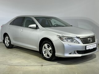 2012 Toyota Camry VII (XV50), серебристый, 1335000 рублей, вид 4