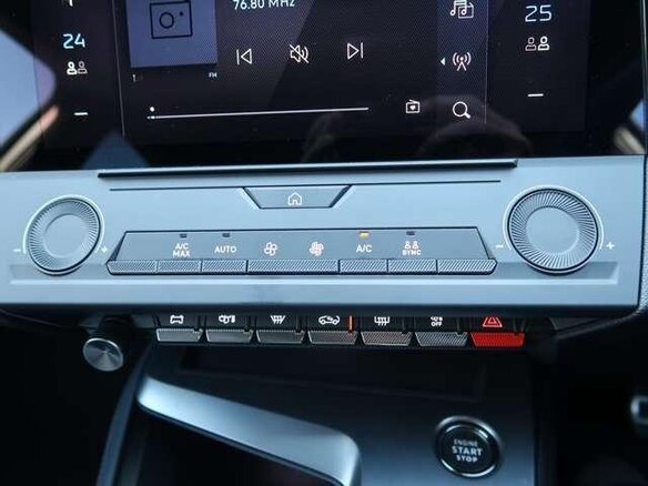 2021 Peugeot 308 III, белый, 1770000 рублей - вид 18