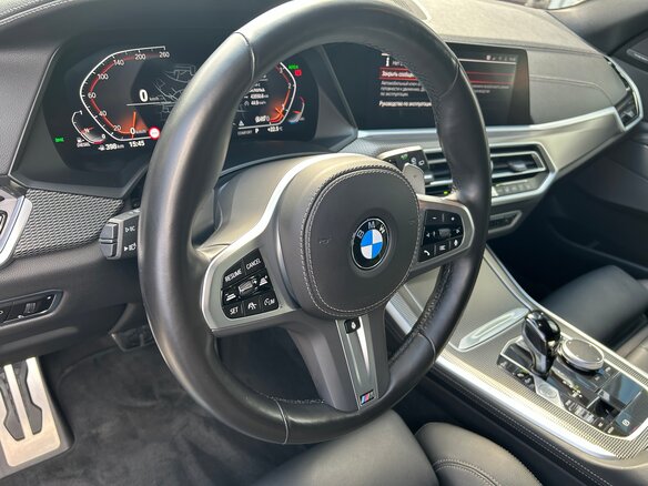 2022 BMW X5 30d IV (G05/G18), чёрный, 8990000 рублей - вид 13