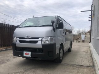 2021 Toyota HiAce H200 Рестайлинг, серый, 4300000 рублей, вид 2