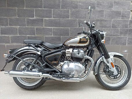 2026 Royal Enfield Classic 650, чёрный, 723000 рублей, вид 1