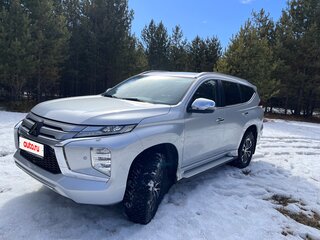 2022 Mitsubishi Pajero Sport III Рестайлинг, серебристый, 4900000 рублей, вид 1
