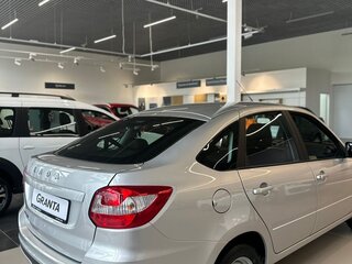 2025 Lada (ВАЗ) Granta I Рестайлинг, серый, 1097000 рублей, вид 3