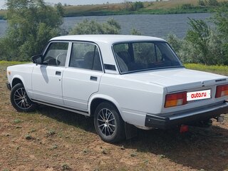 2006 Lada (ВАЗ) 2105, белый, 335000 рублей, вид 3