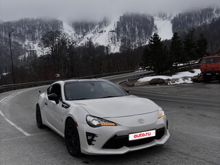 2018 Toyota GT86 I Рестайлинг, белый, 2500000 рублей, вид 1