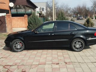 2008 Mercedes-Benz E-Класс 230 III (W211, S211) Рестайлинг, чёрный, 1190000 рублей, вид 4