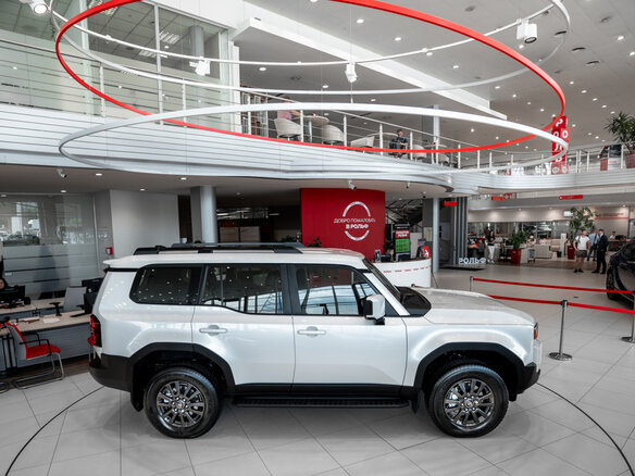 2025 Toyota Land Cruiser Prado 250 Series, белый - вид 11