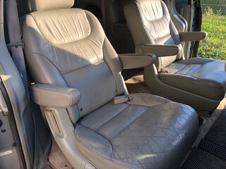 2004 Honda Odyssey (North America) III, серый, 760000 рублей, вид 2