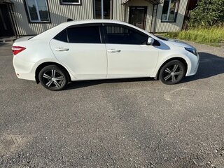 2014 Toyota Corolla XI (E160, E170, E180), белый, 1200000 рублей, вид 4