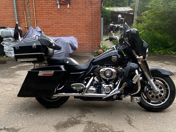 2008 Harley-Davidson Street Glide, чёрный, 700000 рублей - вид 2