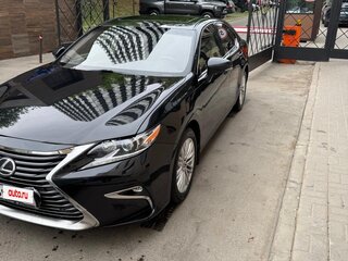 2017 Lexus ES 250 VI Рестайлинг, чёрный, 2450000 рублей, вид 3