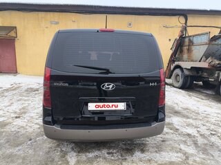 2018 Hyundai H-1 II Рестайлинг, чёрный, 2650000 рублей, вид 3