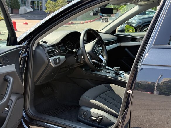 2017 Audi A4 V (B9), синий, 2000000 рублей - вид 5
