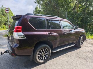2012 Toyota Land Cruiser Prado 150 Series, пурпурный, 3000000 рублей, вид 2