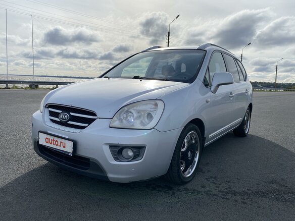 2007 Kia Carens II (UN), серебристый - вид 2