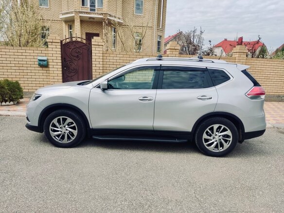 2015 Nissan X-Trail III, серебристый, 2200000 рублей - вид 3