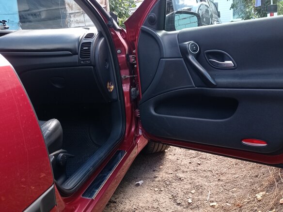 2005 Renault Laguna II Рестайлинг, красный, 950000 рублей - вид 16