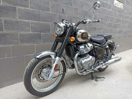2026 Royal Enfield Classic 650, чёрный, 723000 рублей, вид 3