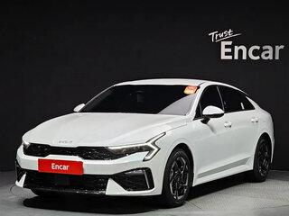 2024 Kia K5 III Рестайлинг, белый, 3110000 рублей, вид 1