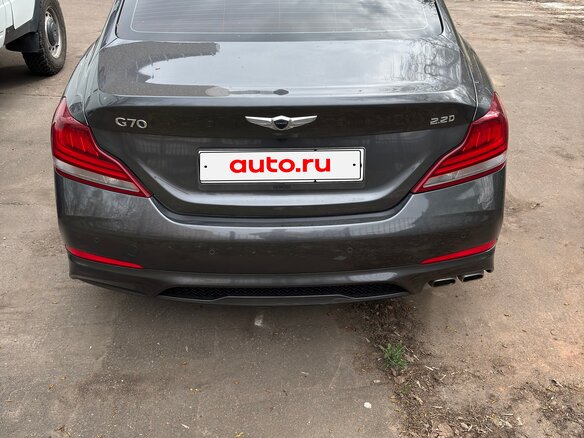 2018 Genesis G70 I, серый, 3200000 рублей - вид 4