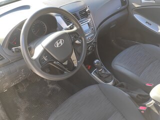 2014 Hyundai Solaris I, белый, 1090000 рублей, вид 5