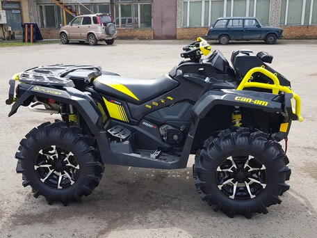 2025 BRP Can-Am Outlander X MR 1000R, чёрный, 2559700 рублей, вид 4
