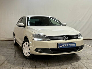 2012 Volkswagen Jetta VI, белый, 700000 рублей, вид 2
