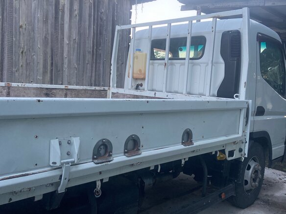 2017 Fuso (Mitsubishi) Canter, белый, 2750000 рублей - вид 3