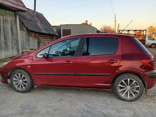 2007 Peugeot 307 I Рестайлинг, красный, 230000 рублей, вид 4