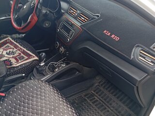 2013 Kia Rio III, белый, 900000 рублей, вид 5