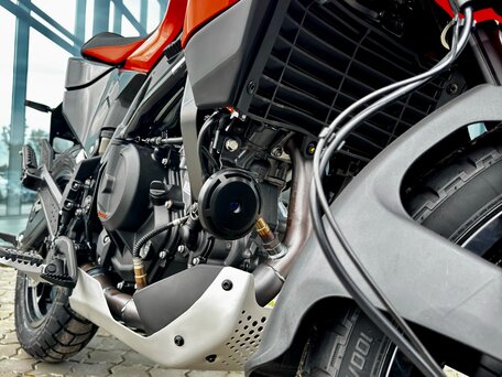 2025 KTM 390 Adventure X, оранжевый, 749000 рублей, вид 4