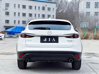 2023 Mazda CX-4 I Рестайлинг, белый, 1720000 рублей, вид 5