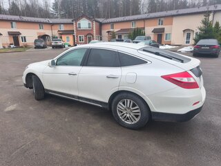 2014 Honda Crosstour I Рестайлинг, белый, 1750000 рублей, вид 4