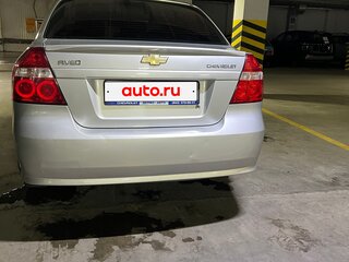 2010 Chevrolet Aveo I Рестайлинг, серебристый, 360000 рублей, вид 4