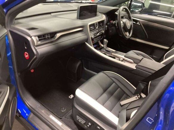 2020 Lexus RX 450h IV Рестайлинг, синий, 6600000 рублей - вид 3