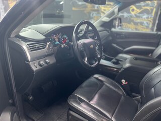 2018 Chevrolet Tahoe IV, чёрный, 4710000 рублей, вид 3