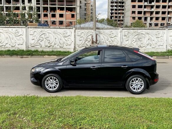 2010 Ford Focus II Рестайлинг, чёрный - вид 30