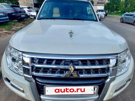 2019 Mitsubishi Pajero IV Рестайлинг 2, белый, 4550000 рублей, вид 2