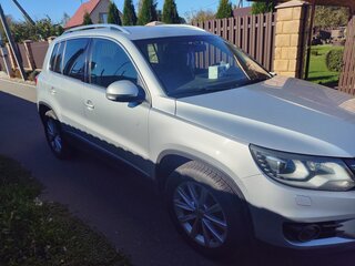 2013 Volkswagen Tiguan I Рестайлинг, серебристый, 1300000 рублей, вид 2