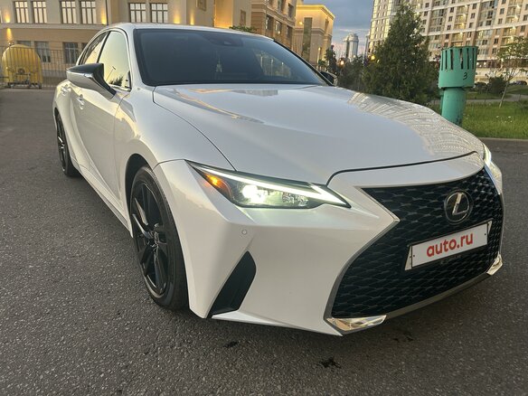 2021 Lexus IS 300 III Рестайлинг 2, белый, 5100000 рублей - вид 15