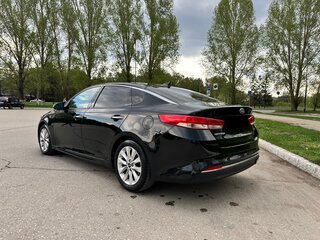 2017 Kia Optima IV, чёрный, 1990000 рублей, вид 4
