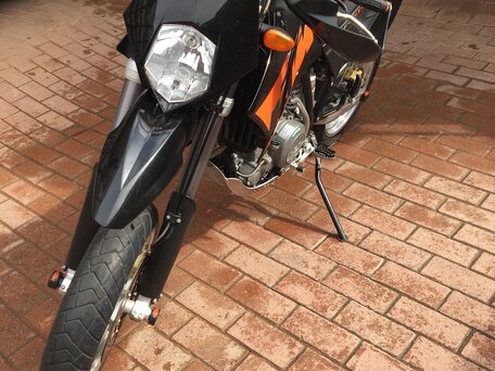 2006 KTM 640 LC4 Supermoto, чёрный, 510000 рублей, вид 2