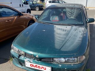 1996 Mitsubishi Galant VII, зелёный, 150000 рублей, вид 1