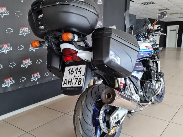 2010 Suzuki GSX 1400, белый - вид 6