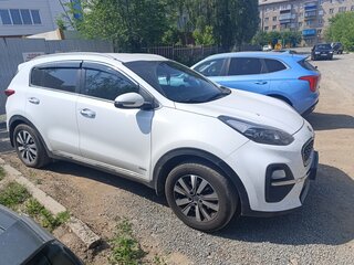 2020 Kia Sportage IV Рестайлинг, белый, 2550000 рублей, вид 3