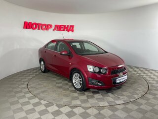 2015 Chevrolet Aveo II, красный, 574000 рублей, вид 3